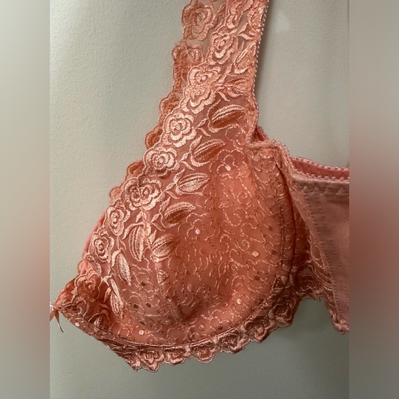 Fashion bug 40 D pink peachy lace bra - Picture 2 of 5
